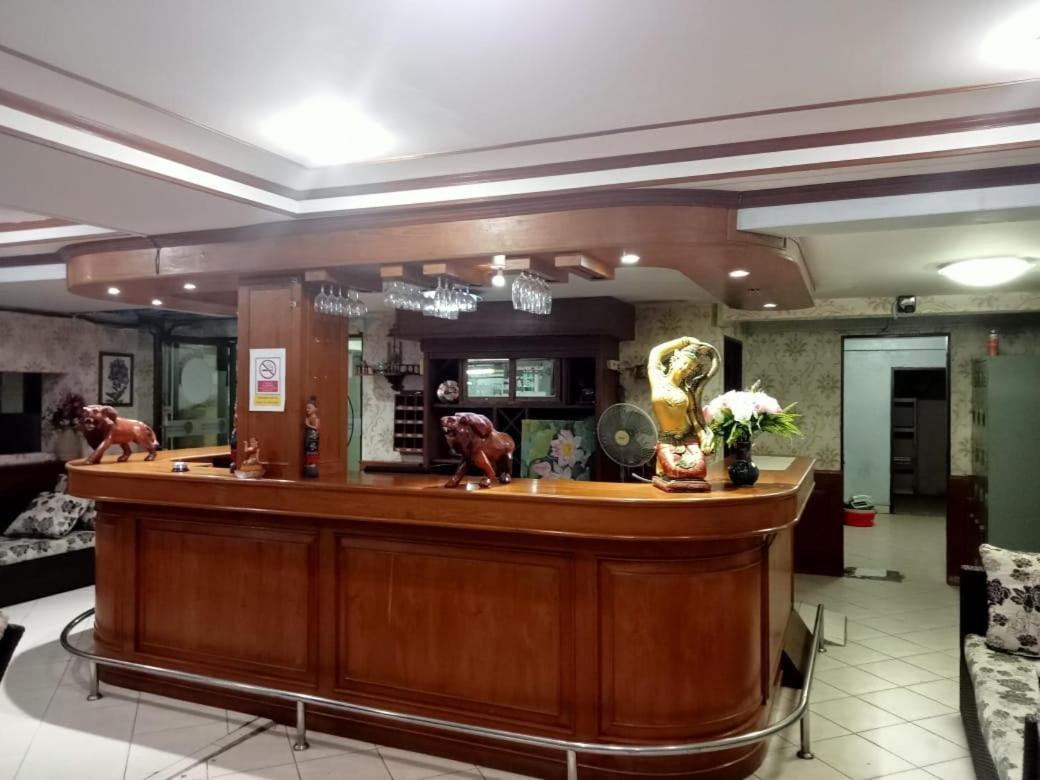 Kingfisher House And Bar Guest house *